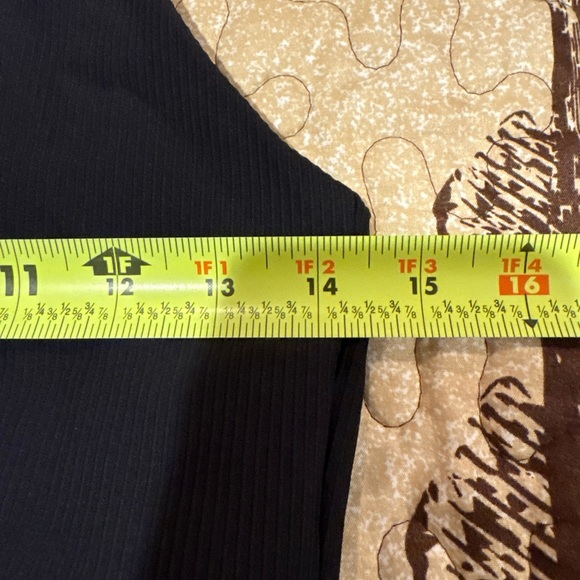 Kimith ribbed cropped tank top/sports, cross over ribbed leggings - Picture 9 of 13